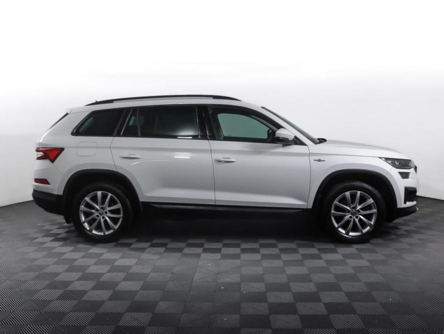 Skoda Kodiaq I Рестайлинг Москва  - изображение 4