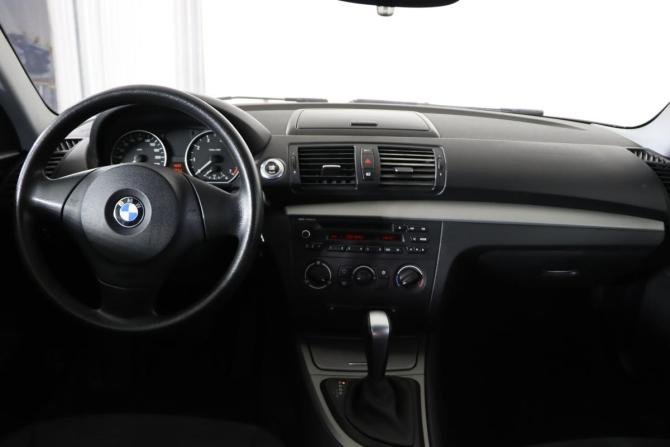 BMW 1 серии I (E81/E82/E87/E88) Рестайлинг с пробегом 2011 года, цена 629 990 рублей, 221535 км, хэтчбек, Автокод Объявления