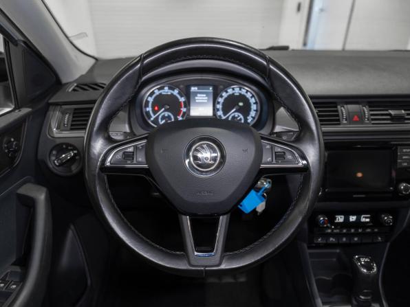 Skoda Rapid I Рестайлинг с пробегом 2017 года, цена 1 475 000 рублей, 104228 км, лифтбек, Автокод Объявления