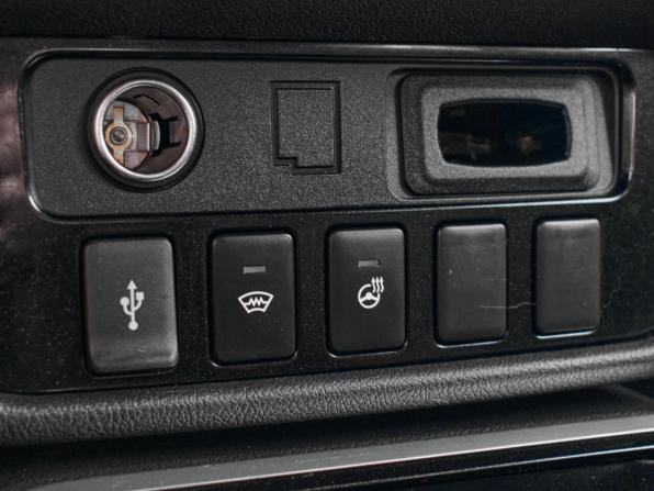Mitsubishi Outlander III Рестайлинг 3 с пробегом 2019 года, цена 2 325 000 рублей, 77023 км, внедорожник, Автокод Объявления