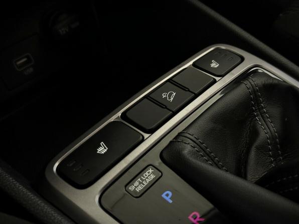 Hyundai Creta I Рестайлинг с пробегом 2021 года, цена 2 049 000 рублей, 75276 км, внедорожник, Автокод Объявления