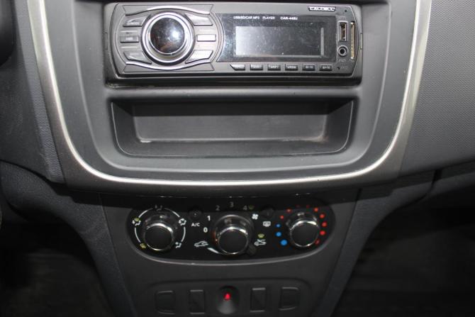 Renault Logan II с пробегом 2016 года, цена 575 000 рублей, 150777 км, седан, Автокод Объявления