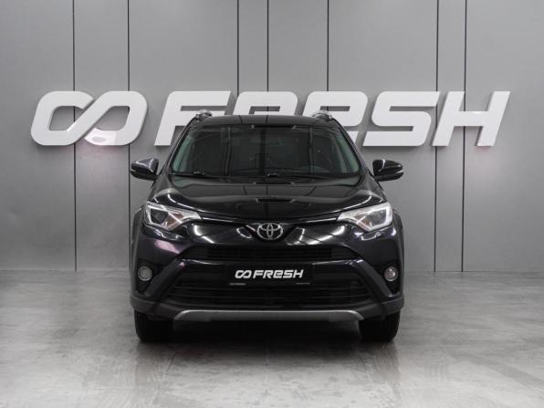 Toyota RAV4 IV (XA40) Рестайлинг с пробегом 2017 года, цена 1 799 000 рублей, 240910 км, внедорожник, Автокод Объявления