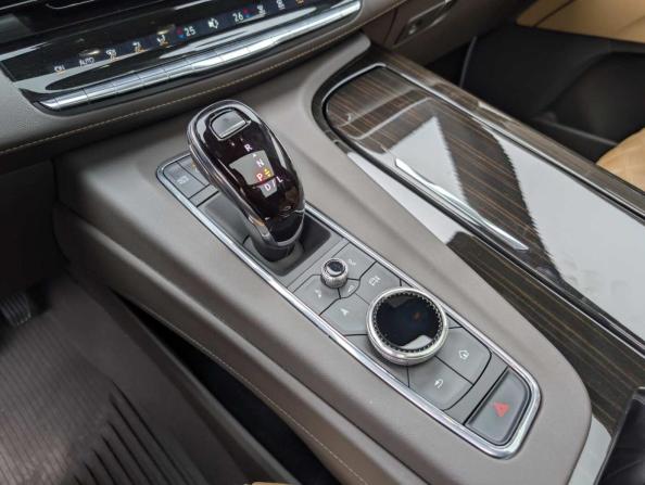 Cadillac Escalade V с пробегом 2023 года, цена 11 055 000 рублей, 49107 км, внедорожник, Автокод Объявления