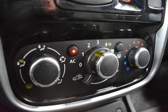 Renault Duster I с пробегом 2013 года, цена 789 000 рублей, 214700 км, внедорожник, Автокод Объявления