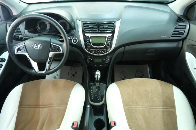 Hyundai Solaris I с пробегом 2011 года, цена 919 000 рублей, 206340 км, седан, Автокод Объявления