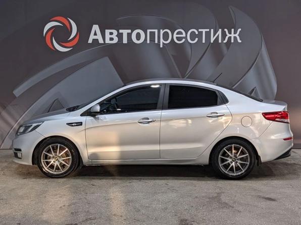 Kia Rio III Рестайлинг с пробегом 2015 года, цена 870 000 рублей, 135700 км, седан, Автокод Объявления