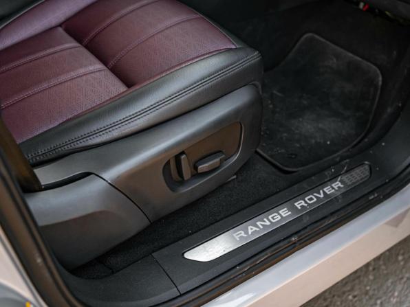 Land Rover Range Rover Evoque II с пробегом 2022 года, цена 3 900 000 рублей, 26590 км, внедорожник, Автокод Объявления