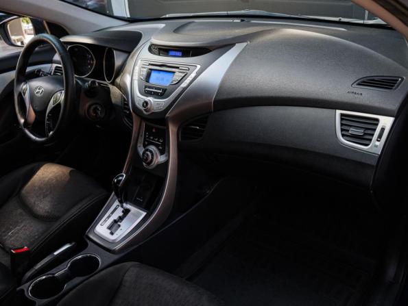 Hyundai Elantra V (MD) с пробегом 2011 года, цена 800 000 рублей, 275851 км, седан, Автокод Объявления