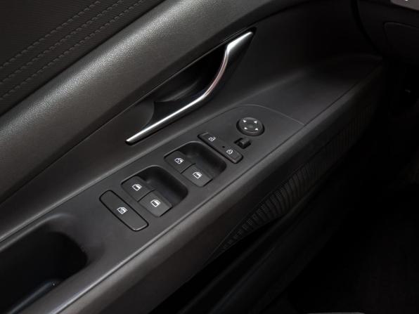 Hyundai Elantra VII (CN7) с пробегом 2022 года, цена 2 098 000 рублей, 91443 км, седан, Автокод Объявления