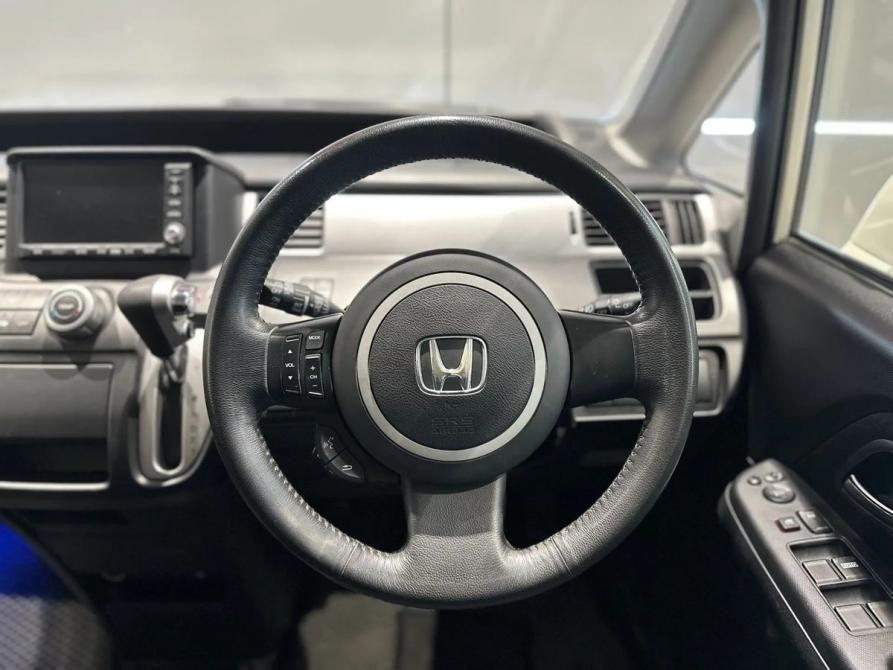 Honda Stepwgn III Новосибирск  - изображение 15