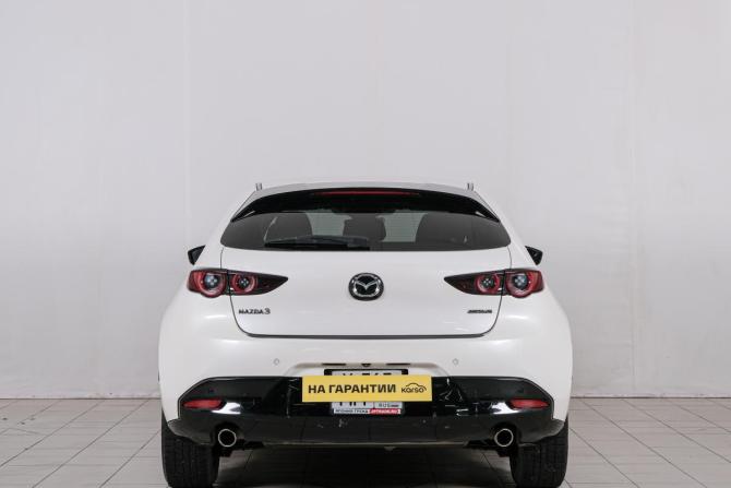 Mazda 3 IV (BP) с пробегом 2019 года, цена 1 799 000 рублей, 86000 км, хэтчбек, Автокод Объявления