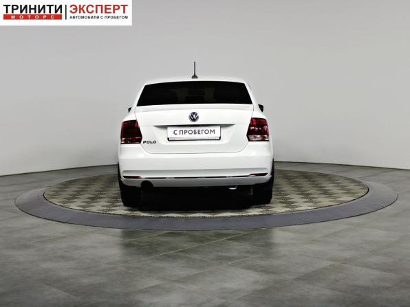Volkswagen Polo V Рестайлинг с пробегом 2017 года, цена 1 087 000 рублей, 116306 км, седан, Автокод Объявления