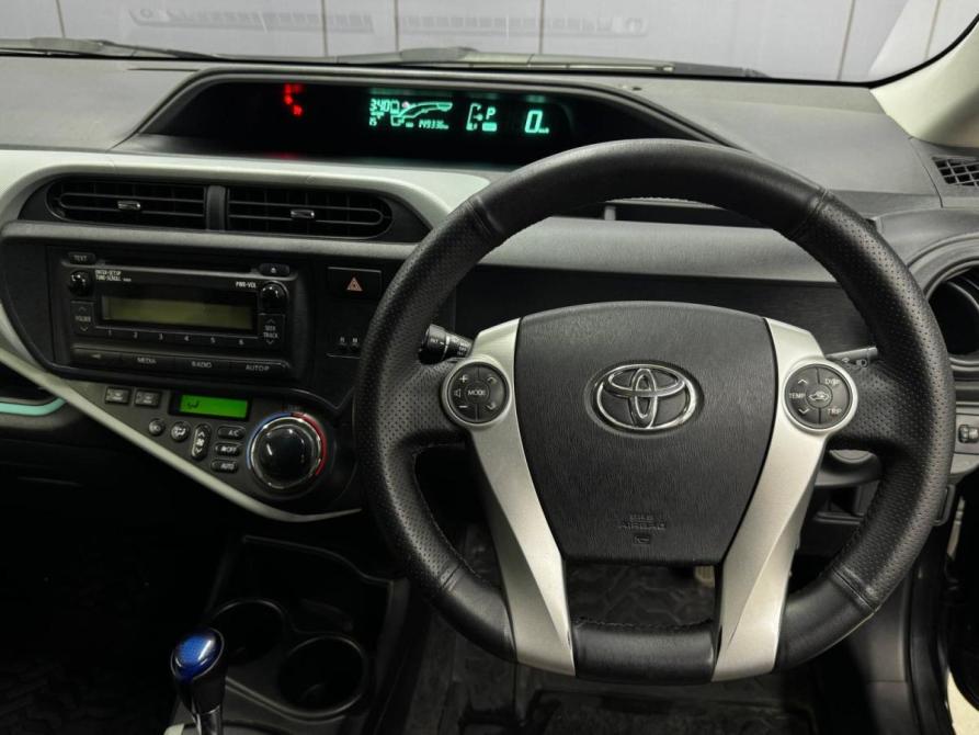 Toyota Aqua I Благовещенск  - изображение 19