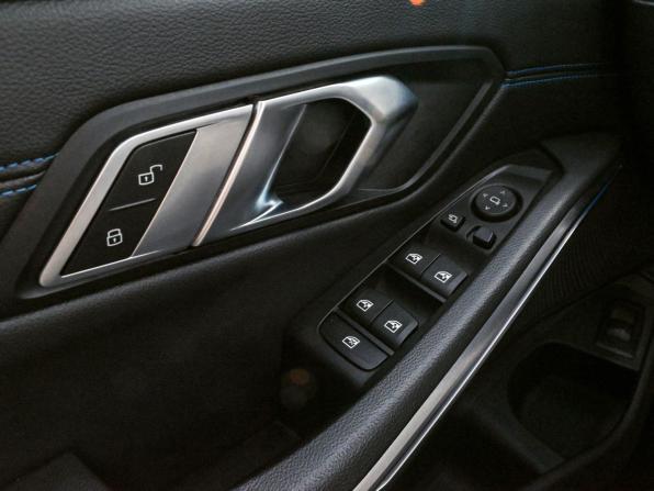 BMW 3 серии VII (G2x) с пробегом 2019 года, цена 3 399 000 рублей, 84500 км, седан, Автокод Объявления