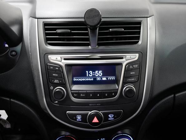 Hyundai Solaris I Рестайлинг с пробегом 2016 года, цена 1 085 000 рублей, 150000 км, седан, Автокод Объявления