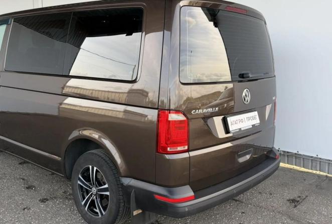 Volkswagen Caravelle T5 Рестайлинг с пробегом 2015 года, цена 2 500 000 рублей, 240626 км, минивэн, Автокод Объявления