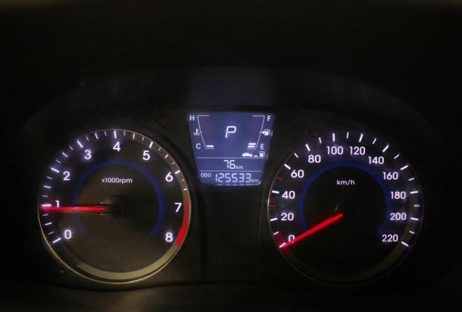 Hyundai Solaris I с пробегом 2012 года, цена 920 000 рублей, 125533 км, хэтчбек, Автокод Объявления