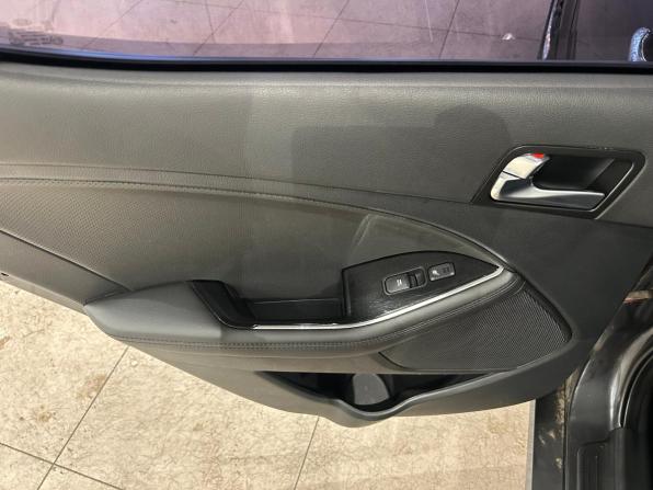 Kia Optima III Рестайлинг с пробегом 2015 года, цена 1 299 000 рублей, 133122 км, седан, Автокод Объявления
