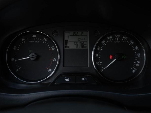 Skoda Fabia II Рестайлинг с пробегом 2013 года, цена 834 000 рублей, 100192 км, хэтчбек, Автокод Объявления