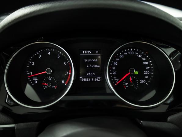 Volkswagen Jetta VI Рестайлинг с пробегом 2016 года, цена 1 399 700 рублей, 136871 км, седан, Автокод Объявления
