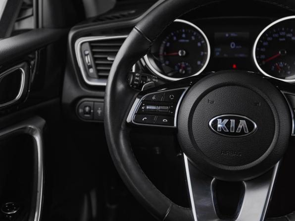 Новый Kia Ceed III 2019 года, цена 1 695 000 рублей, универсал, Автокод Объявления