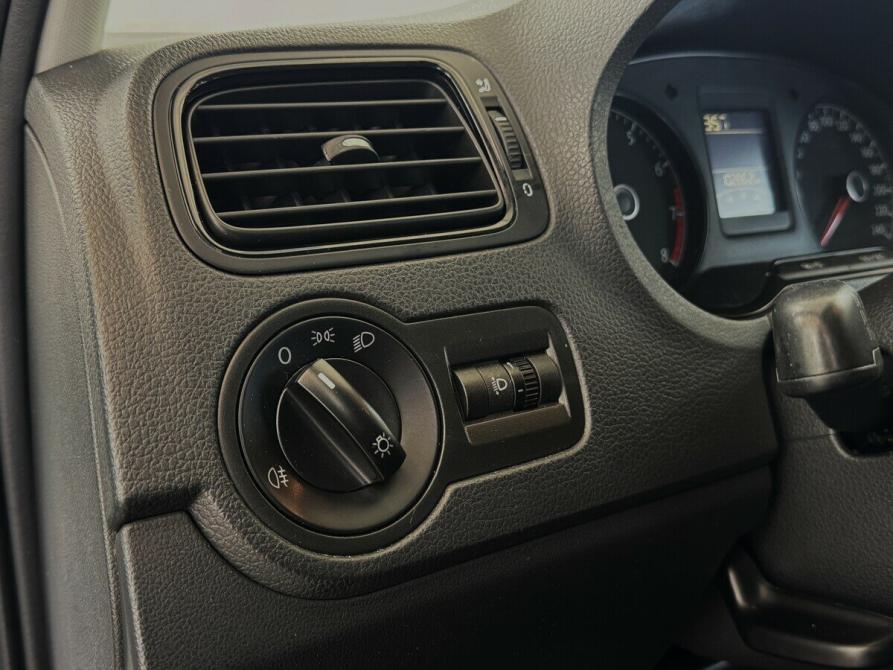 Volkswagen Polo V Рестайлинг Москва  - изображение 8