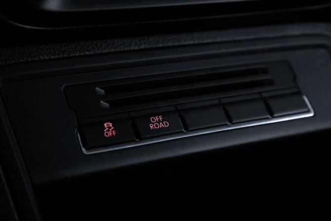 Volkswagen Tiguan I Рестайлинг с пробегом 2014 года, цена 1 549 000 рублей, 150081 км, внедорожник, Автокод Объявления