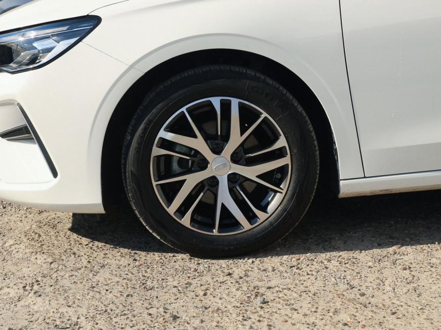 Geely Emgrand II Казань  - изображение 7