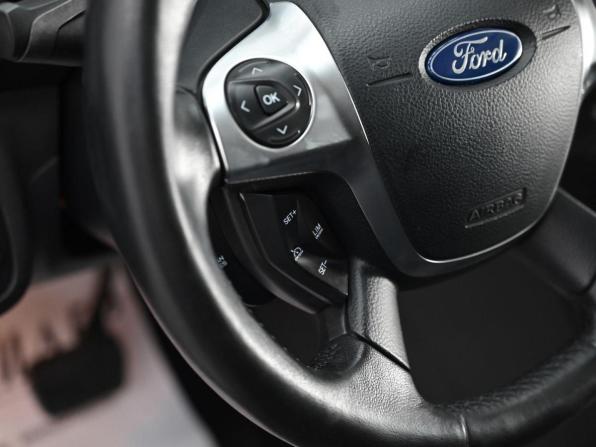 Ford Kuga II с пробегом 2013 года, цена 699 000 рублей, 137840 км, внедорожник, Автокод Объявления