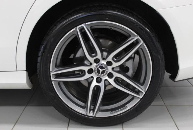 Mercedes-Benz E-Класс V (W213 S213 C238) с пробегом 2019 года, цена 3 955 000 рублей, 28252 км, седан, Автокод Объявления