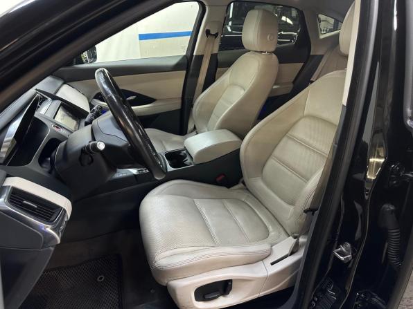 Jaguar E-Pace I с пробегом 2019 года, цена 1 880 000 рублей, 214300 км, внедорожник, Автокод Объявления