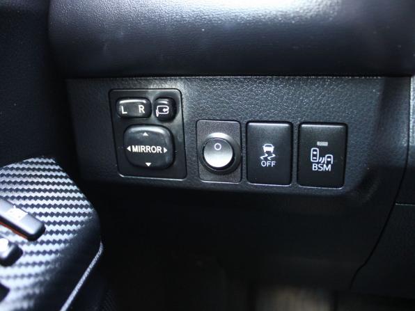Toyota RAV4 IV (XA40) с пробегом 2013 года, цена 1 999 000 рублей, 104000 км, внедорожник, Автокод Объявления