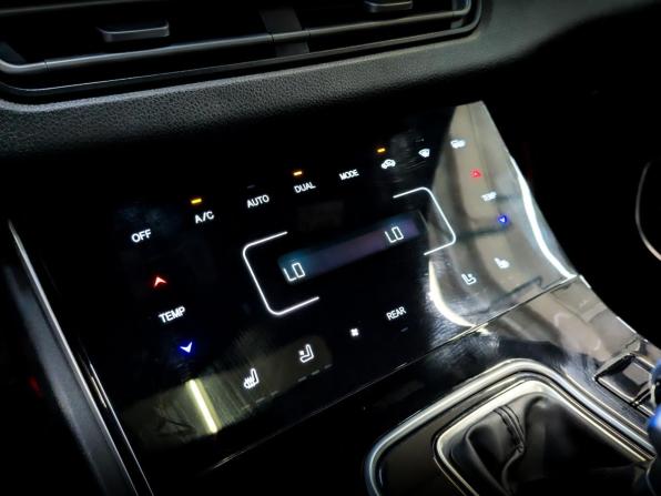 Dongfeng DFSK ix7 с пробегом 2024 года, цена 2 450 000 рублей, 11720 км, внедорожник, Автокод Объявления