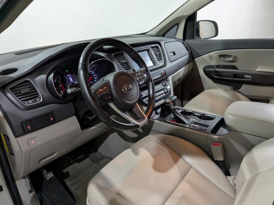 Kia Carnival III Москва  - изображение 28