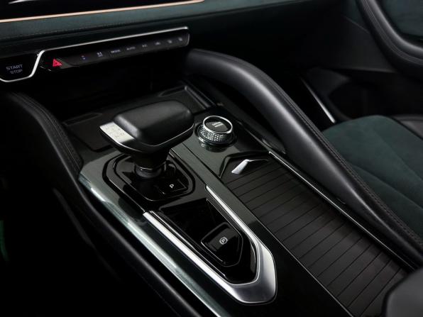 Geely Monjaro I с пробегом 2023 года, цена 2 949 000 рублей, 90000 км, внедорожник, Автокод Объявления
