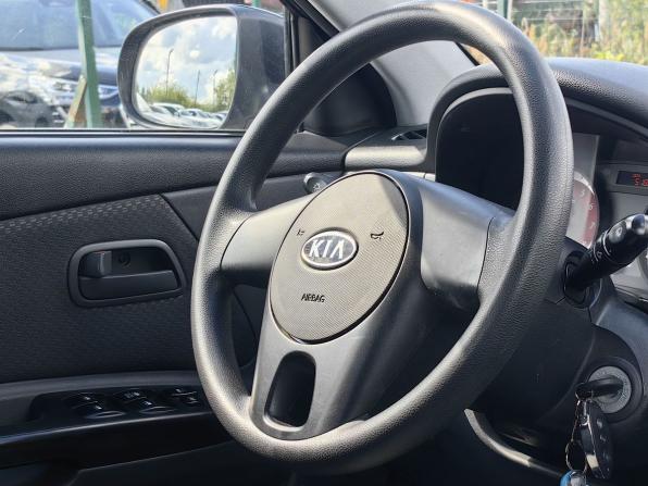 Kia Rio II Рестайлинг с пробегом 2009 года, цена 749 000 рублей, 52000 км, седан, Автокод Объявления