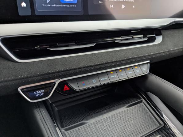 Geely Monjaro I с пробегом 2024 года, цена 3 530 000 рублей, 27396 км, внедорожник, Автокод Объявления