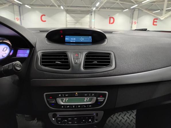 Renault Megane III Рестайлинг с пробегом 2013 года, цена 785 000 рублей, 120110 км, хэтчбек, Автокод Объявления