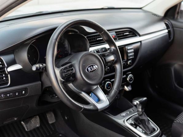 Kia Rio IV с пробегом 2017 года, цена 1 330 000 рублей, 112569 км, седан, Автокод Объявления