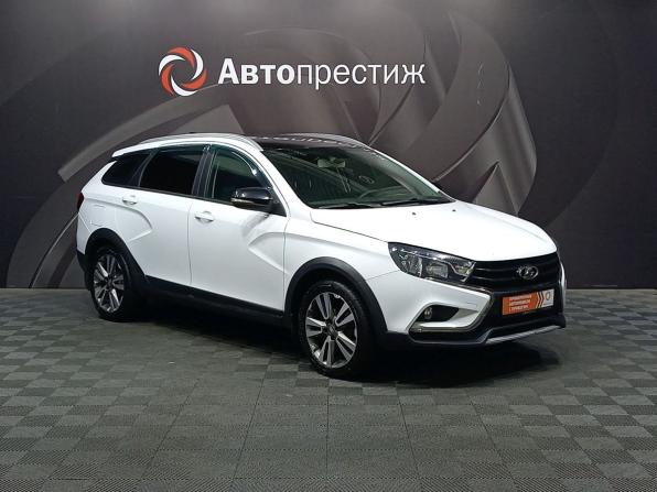 Lada (ВАЗ) Vesta I с пробегом 2021 года, цена 1 180 000 рублей, 54991 км, универсал, Автокод Объявления