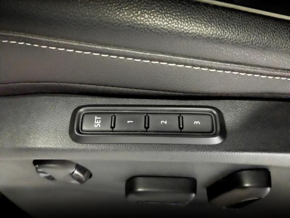 Volkswagen Tiguan II Рестайлинг с пробегом 2021 года, цена 3 615 000 рублей, 96243 км, внедорожник, Автокод Объявления