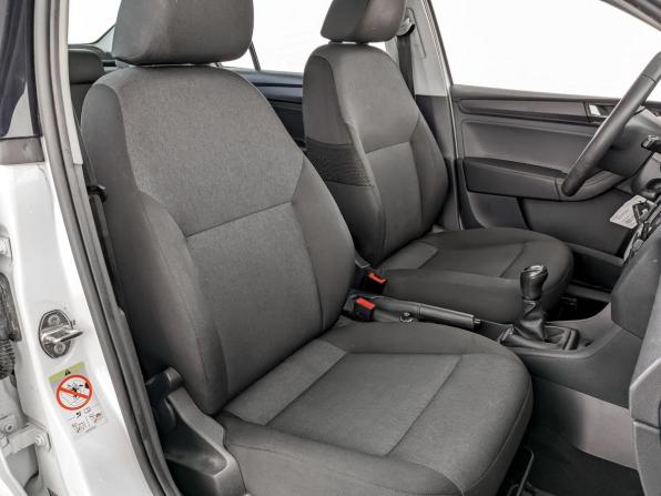 Skoda Rapid I Рестайлинг с пробегом 2019 года, цена 755 000 рублей, 178010 км, лифтбек, Автокод Объявления