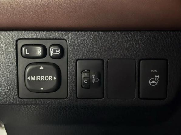 Toyota RAV4 IV (XA40) Рестайлинг с пробегом 2016 года, цена 1 577 000 рублей, 252000 км, внедорожник, Автокод Объявления