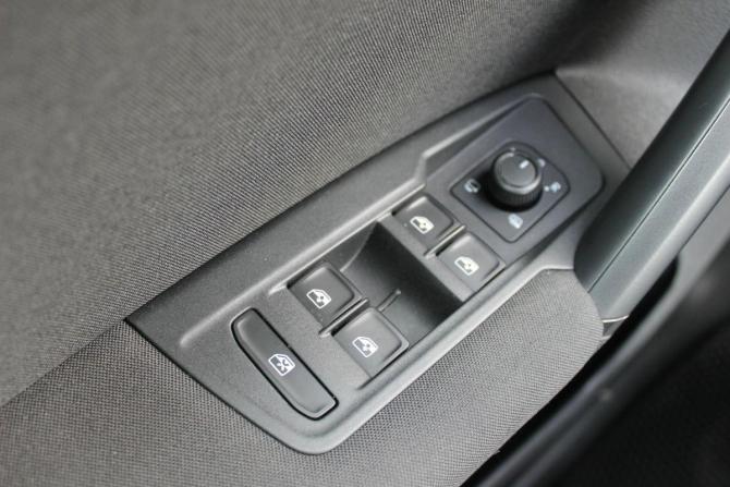 Volkswagen Tiguan II Рестайлинг с пробегом 2020 года, цена 2 490 000 рублей, 93000 км, внедорожник, Автокод Объявления