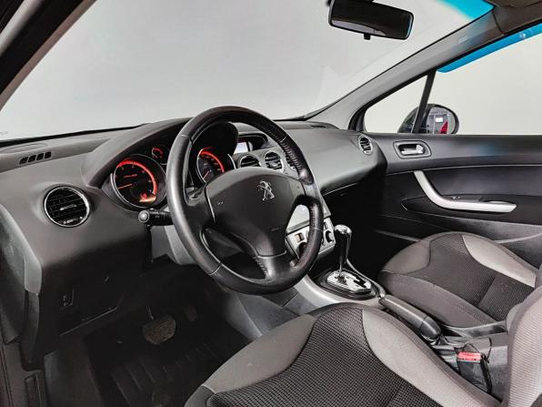 Peugeot 308 I Рестайлинг с пробегом 2012 года, цена 500 000 рублей, 179000 км, хэтчбек, Автокод Объявления