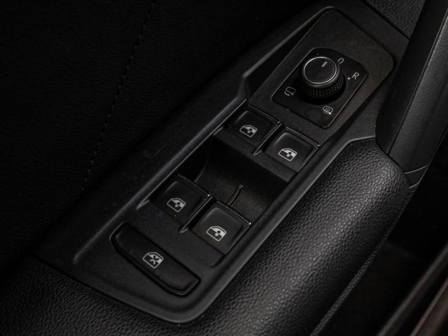 Volkswagen Tiguan II Рестайлинг Краснодар  - изображение 21