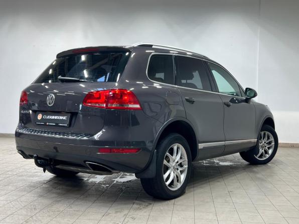 Volkswagen Touareg II с пробегом 2011 года, цена 1 525 000 рублей, 347242 км, внедорожник, Автокод Объявления