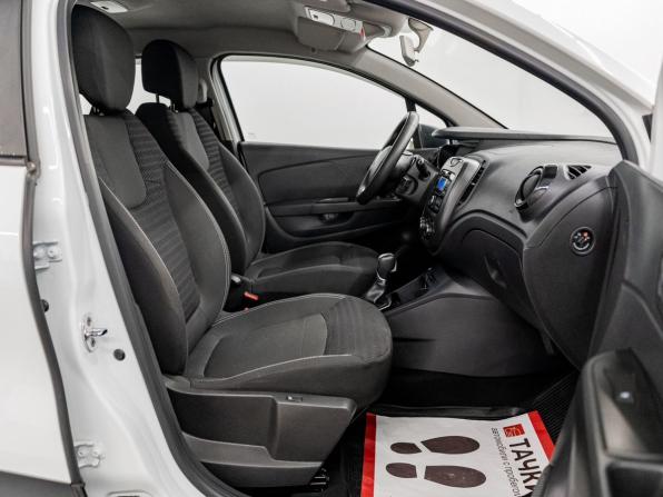 Renault Kaptur I с пробегом 2019 года, цена 1 275 000 рублей, 101800 км, внедорожник, Автокод Объявления