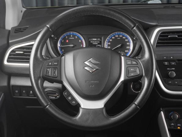 Suzuki SX4 II (S-Cross) с пробегом 2014 года, цена 1 199 000 рублей, 83524 км, хэтчбек, Автокод Объявления